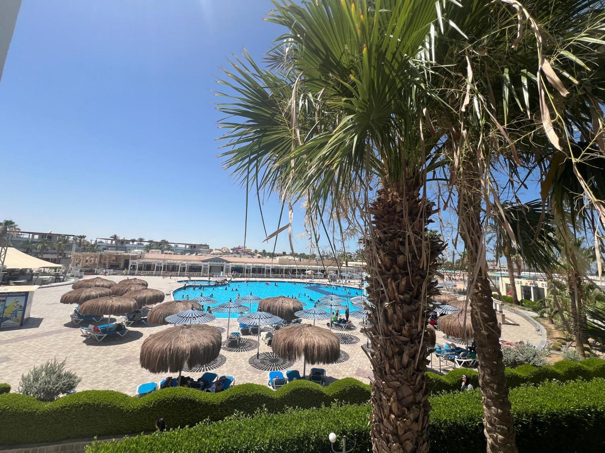 Chalet In Mirage Resort Bay Resort & Aqua Park フルガダ エクステリア 写真